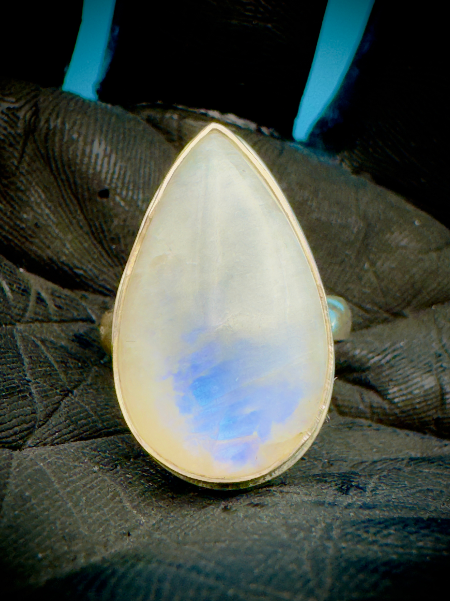 The Hecate Moon Stone Teardrop Size 8.5Rin